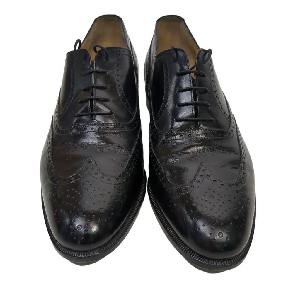 Salvatore Ferragamo Men's Wingtip Oxfords in Black Size 9B